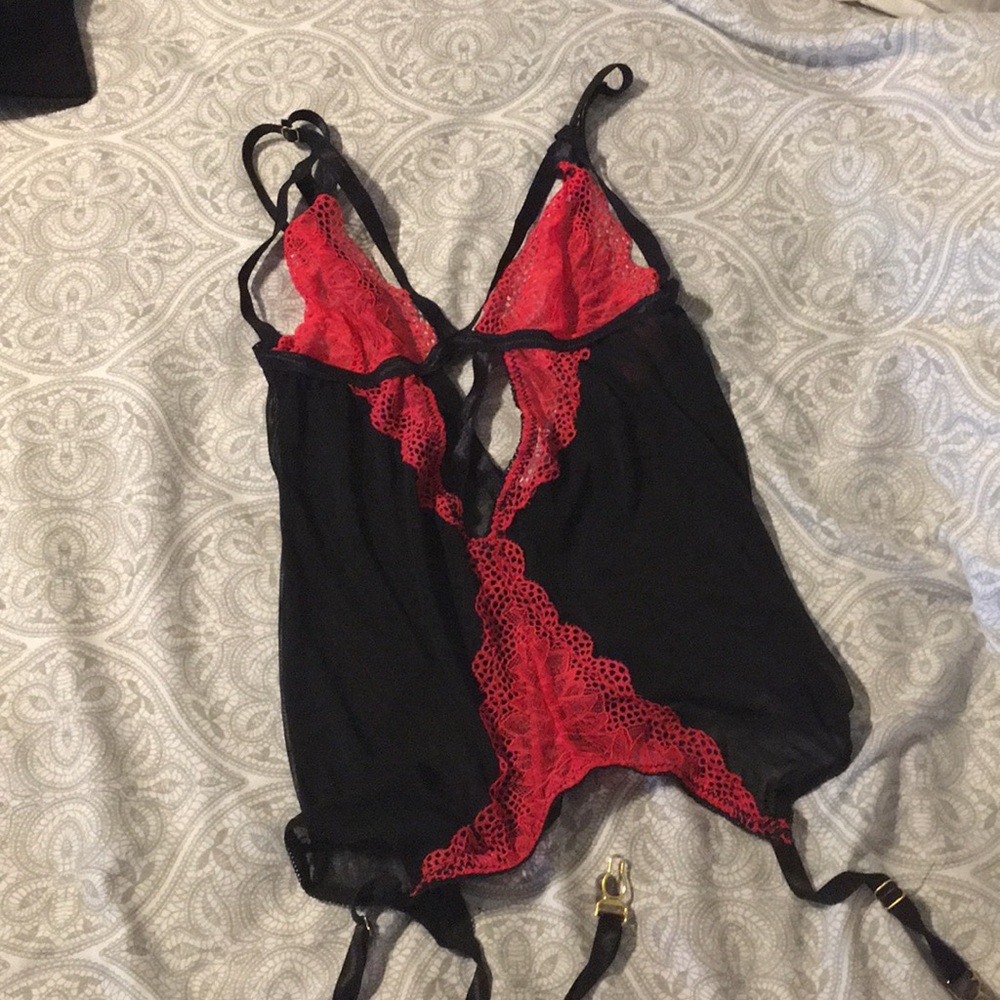 Cute lingerie top with garter belt attachments